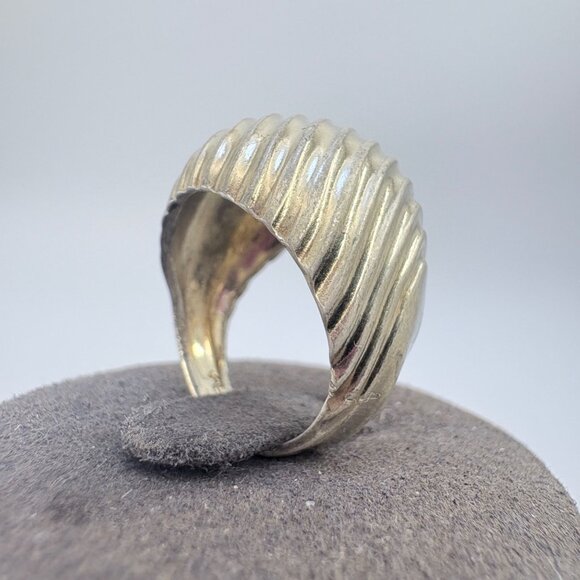 VTG Solid Sterling Silver 925 Small Twist Design Dome Ring Size 4.75 - Picture 3 of 8